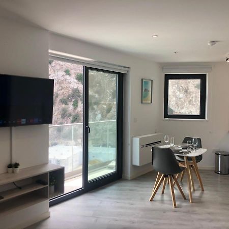 Cp High Floor Luxury Studio With Sea View غيبرالتار المظهر الخارجي الصورة