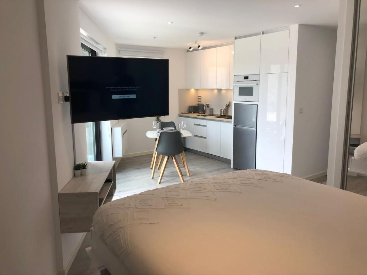 Cp High Floor Luxury Studio With Sea View غيبرالتار المظهر الخارجي الصورة